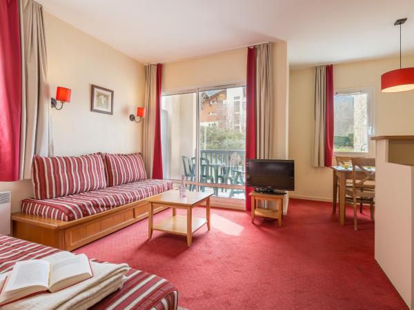 Résidence Pierre & Vacances Les Rives de l'Aure : photo 4 de la chambre appartement 1 chambre avec alcôve (6 personnes) 