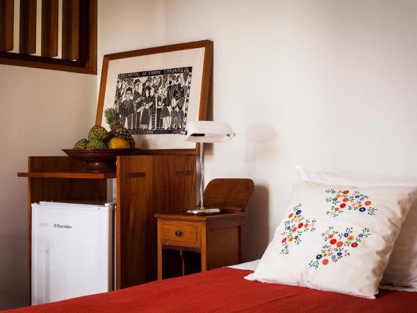 Pousada Casa da Vitória : photo 1 de la chambre chambre double standard