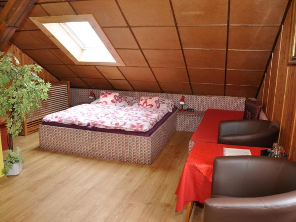 Pension Nika : photo 9 de la chambre chambre double