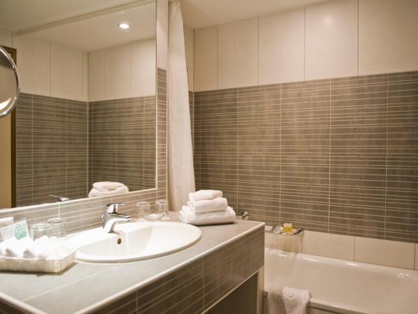 Hotel Silberhorn - Residences & Spa Wengen : photo 2 de la chambre chambre classique avec balcon - vue sur la jungfrau