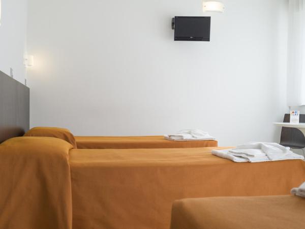 Hotel Sharing : photo 2 de la chambre chambre triple