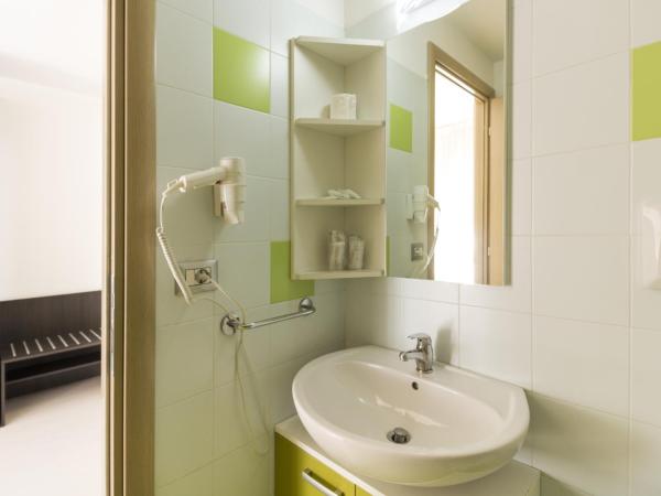 Hotel Sharing : photo 2 de la chambre chambre lits jumeaux