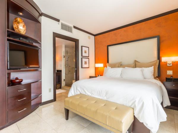 SBV Luxury Ocean Hotel Suites : photo 4 de la chambre suite avec balcon