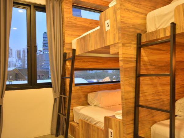 Rezt Bangkok : photo 9 de la chambre lit superposé dans dortoir mixte