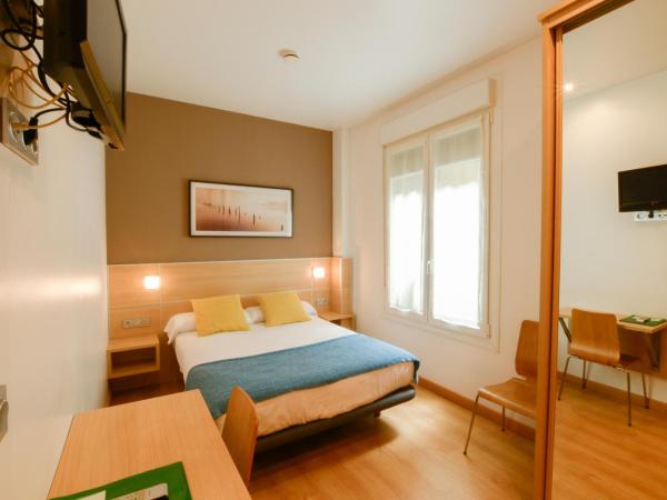 Pension Kursaal : photo 5 de la chambre chambre intérieure double ou lits jumeaux