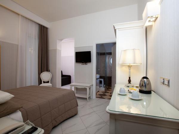 Hotel Residence Villa Del Mare : photo 6 de la chambre chambre triple
