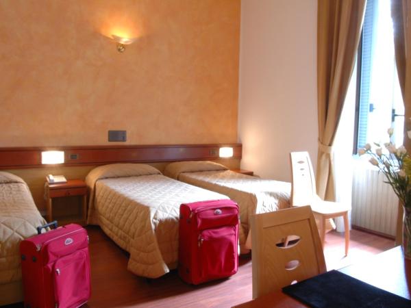 Hotel Aspromonte : photo 1 de la chambre chambre triple Économique