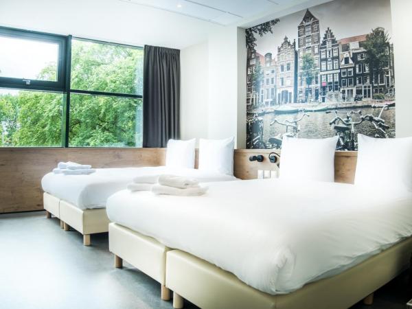 Citiez Hotel Amsterdam : photo 10 de la chambre petite chambre familiale (parking gratuit inclus)