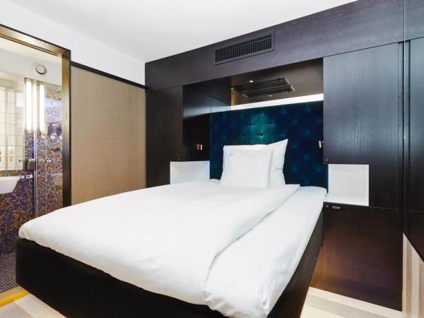 Vox Hotel : photo 2 de la chambre petite chambre double sans fenêtre