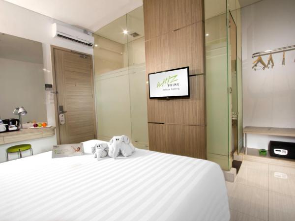 Whiz Prime Hotel Kelapa Gading : photo 1 de la chambre chambre lit king-size supérieure