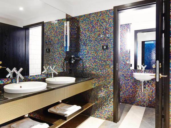 Vox Hotel : photo 4 de la chambre grande suite avec vue sur le lac