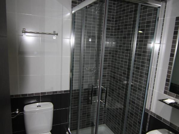 Hostal MH Fuencarral : photo 5 de la chambre chambre double