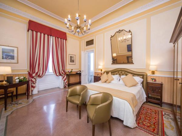 Hotel Bristol Palace : photo 2 de la chambre chambre deluxe double ou lits jumeaux