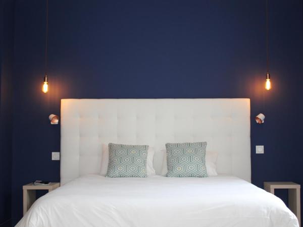 Hôtel La Fontaine Caen Centre : photo 10 de la chambre chambre double standard