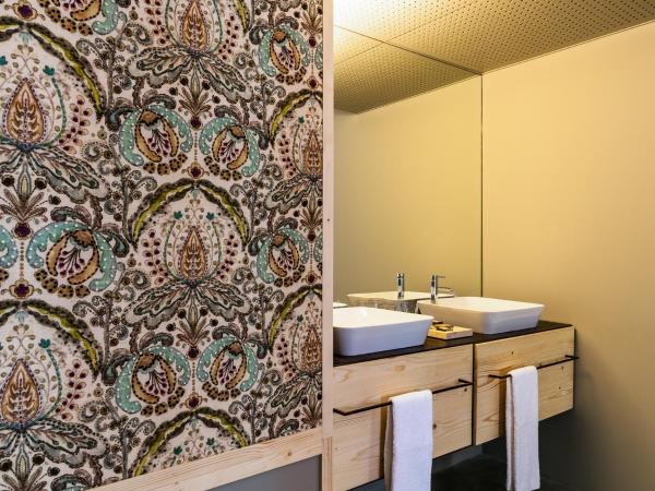 Armazém Luxury Housing- Architectural & Design Hotel : photo 5 de la chambre suite