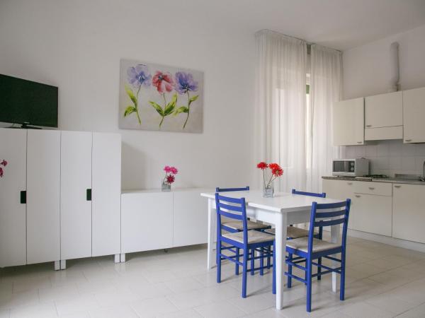 Residence Villa Ofelia : photo 8 de la chambre appartement 1 chambre avec terrasse (5 adultes)