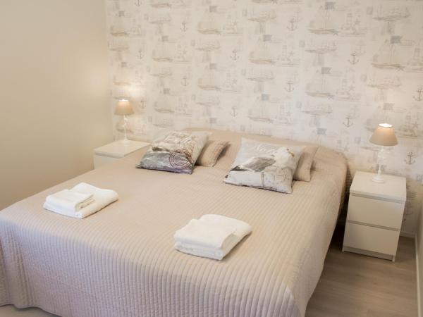 Meri-Karina : photo 3 de la chambre chambre double ou lits jumeaux supérieure - vue sur mer