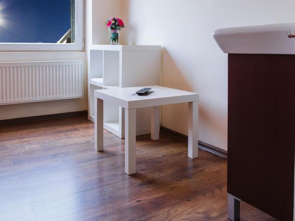 Boutique Hostel : photo 5 de la chambre chambre simple avec salle de bains commune