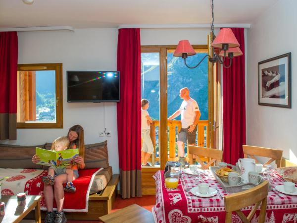 Résidence Goélia Les Chalets Valoria : photo 5 de la chambre appartement 2 pièces (4 adultes)