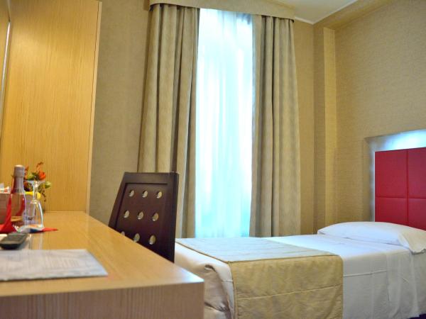 Hotel Susa : photo 1 de la chambre chambre simple