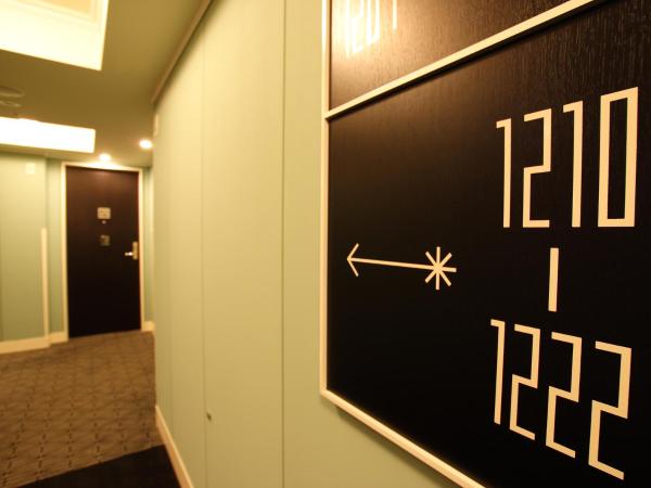 Hotel Monterey La Soeur Fukuoka : photo 8 de la chambre chambre lits jumeaux standard avec lit d'appoint - non-fumeurs