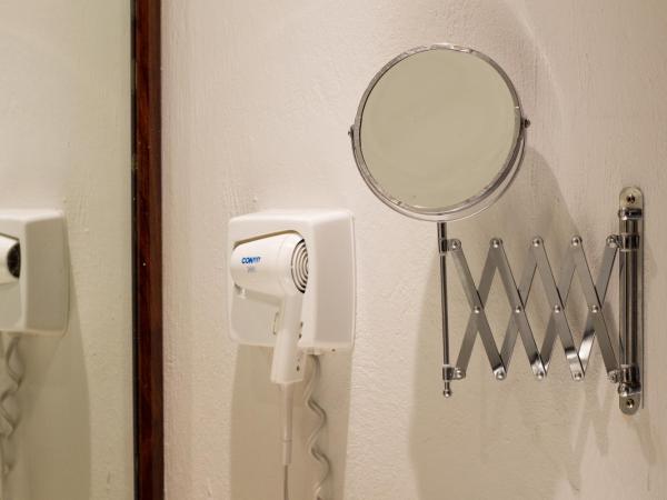 HG Hotel : photo 3 de la chambre chambre quadruple standard