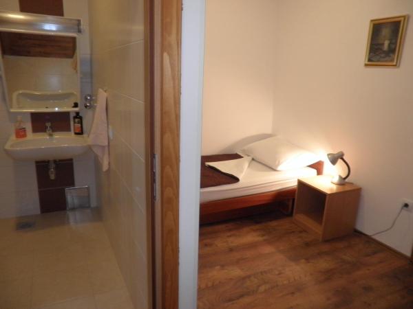 Hostel Vincentinum : photo 5 de la chambre chambre simple - accessible aux personnes à mobilité réduite