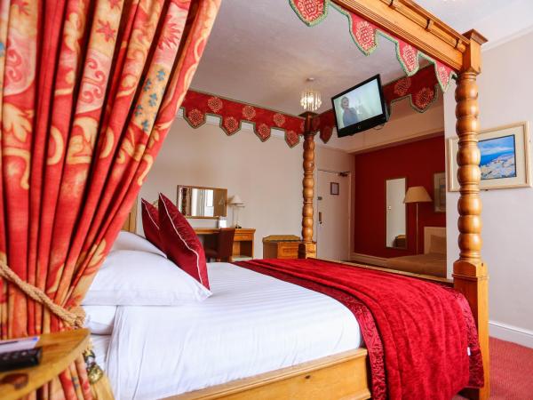 Royal Exeter Hotel : photo 2 de la chambre chambre double avec lit à baldaquin