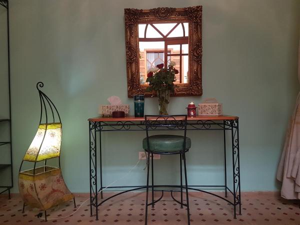 Riad Dar Karima : photo 2 de la chambre chambre double fairuz