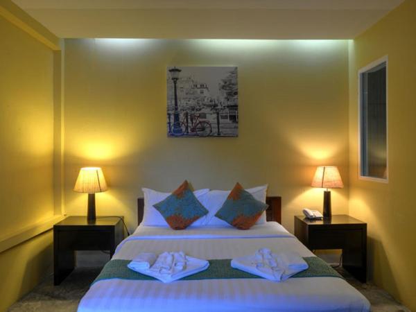 Baan PhuAnda Phuket : photo 1 de la chambre chambre standard lit queen-size