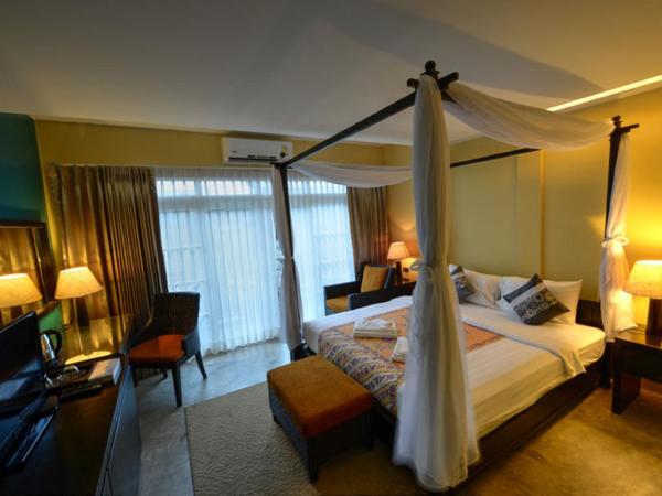 Baan PhuAnda Phuket : photo 7 de la chambre chambre double supérieure