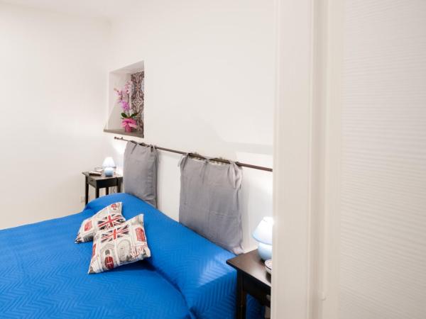 B&B Ponticello : photo 9 de la chambre chambre double ou lits jumeaux avec salle de bains privative