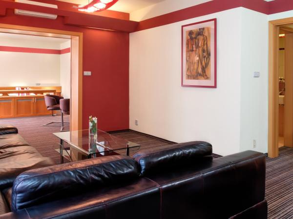 Jan Maria Hotel & Restaurant : photo 6 de la chambre appartement