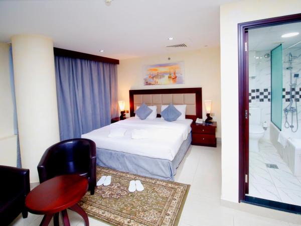 Royal Falcon Hotel : photo 3 de la chambre chambre deluxe double ou lits jumeaux
