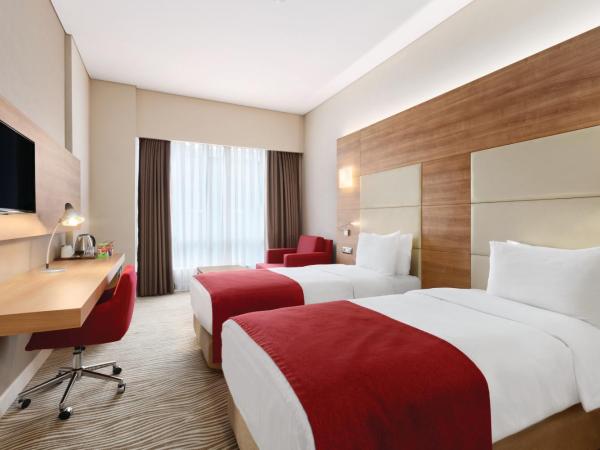 Ramada Encore Istanbul Kartal : photo 3 de la chambre chambre lits jumeaux - non-fumeurs