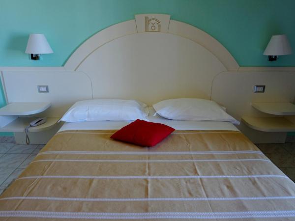 Hotel La Margherita & SPA : photo 9 de la chambre chambre double ou lits jumeaux Économique