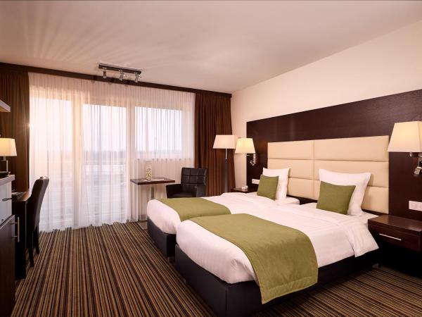Hotel Charleroi Airport - Van Der Valk : photo 2 de la chambre chambre lits jumeaux standard