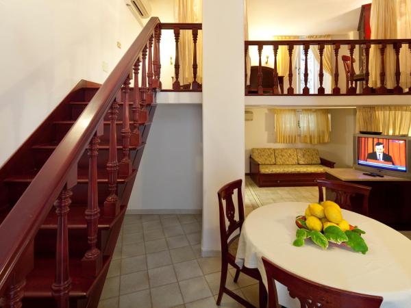 Parco Smeraldo Appartamenti : photo 4 de la chambre appartement 1 chambre - duplex