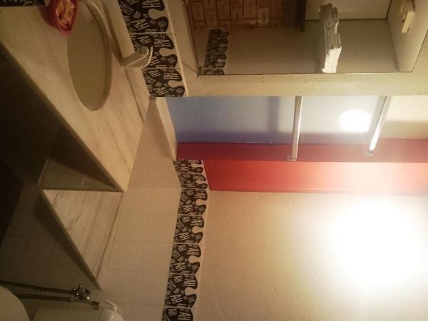Laranjeiras Hostel : photo 9 de la chambre chambre double avec salle de bains privative