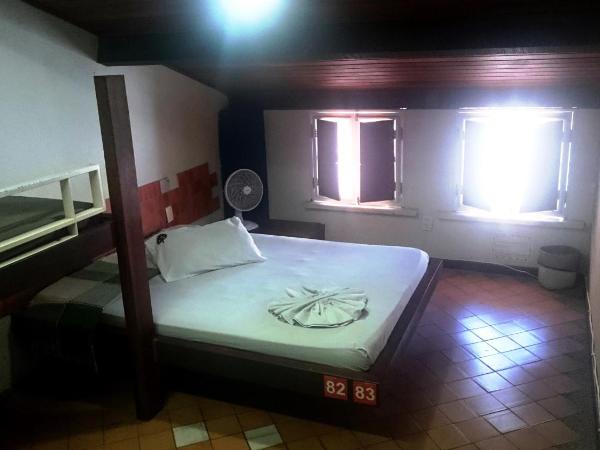 Laranjeiras Hostel : photo 6 de la chambre chambre double avec salle de bains commune