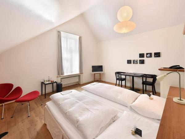 Hotel im Schlosspark : photo 5 de la chambre chambre double supérieure