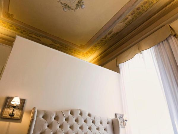 Palazzo Lorenzo Hotel Boutique & Spa : photo 9 de la chambre chambre double ou lits jumeaux classique avec accès au spa.