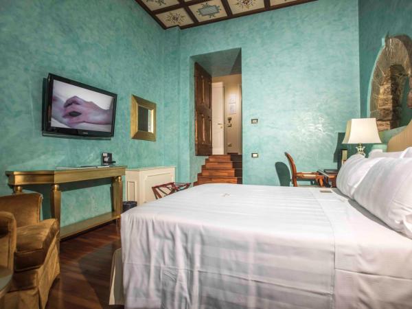 Golden Tower Hotel & Spa : photo 1 de la chambre chambre double de luxe avec baignoire spa - tour
