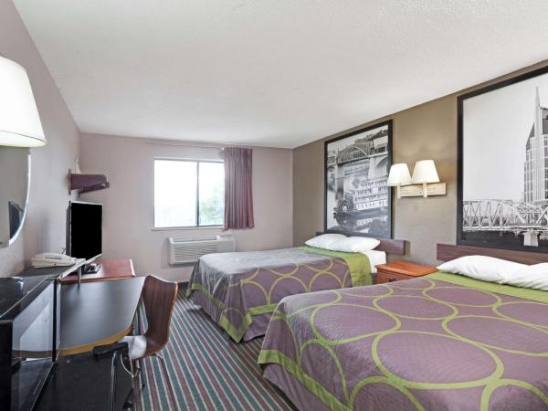 Super 8 by Wyndham Nashville/ Dntn/ Opryland Area : photo 5 de la chambre chambre double avec 2 lits doubles - non-fumeurs