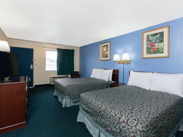 Days Inn by Wyndham Oklahoma City Fairground : photo 2 de la chambre chambre double avec 2 lits doubles - fumeurs