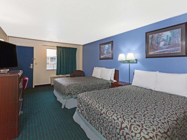 Days Inn by Wyndham Oklahoma City Fairground : photo 3 de la chambre chambre double avec 2 lits doubles - fumeurs