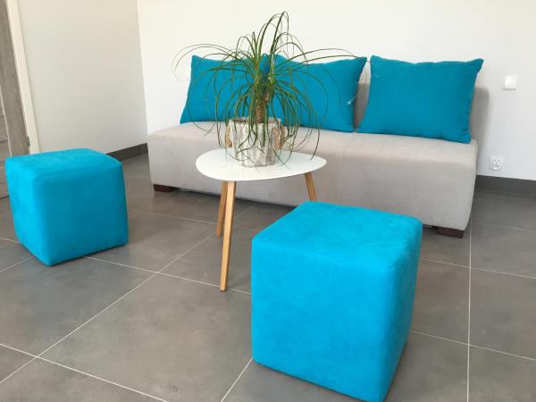 Panorama Gdynia Rooms : photo 2 de la chambre chambre quadruple - vue sur jardin