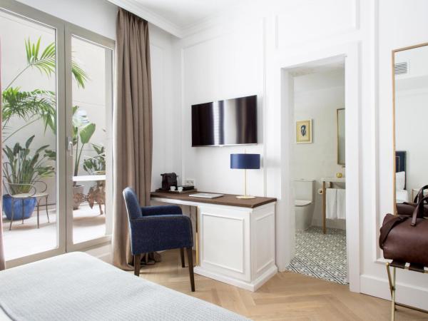 Hotel Midmost by Majestic Hotel Group : photo 3 de la chambre chambre double supérieure avec terrasse