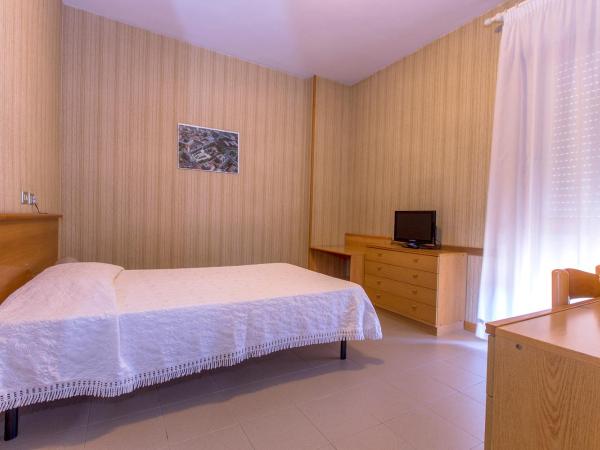 Hotel Residence Ulivi E Palme : photo 2 de la chambre chambre simple