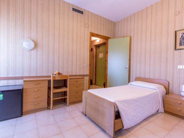 Hotel Residence Ulivi E Palme : photo 4 de la chambre chambre simple
